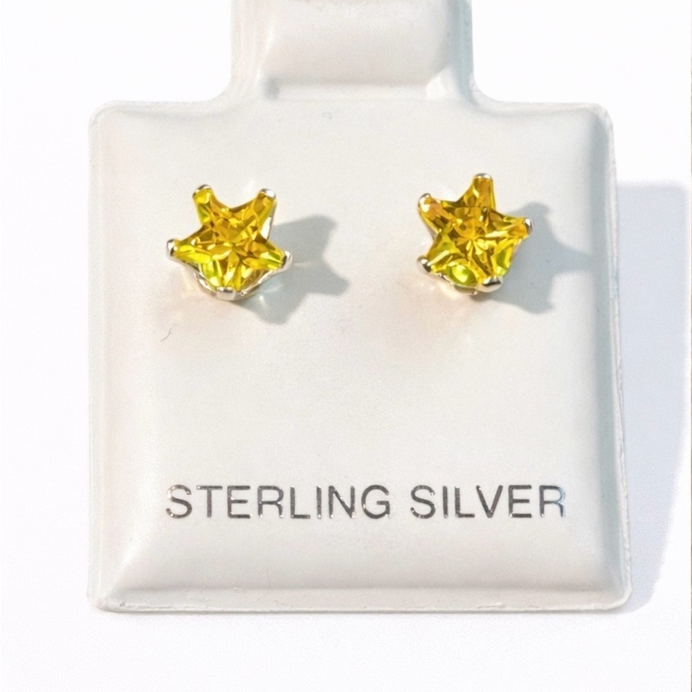 🌟 NWOT! Sterling Silver Yellow Stars Stud Earrings